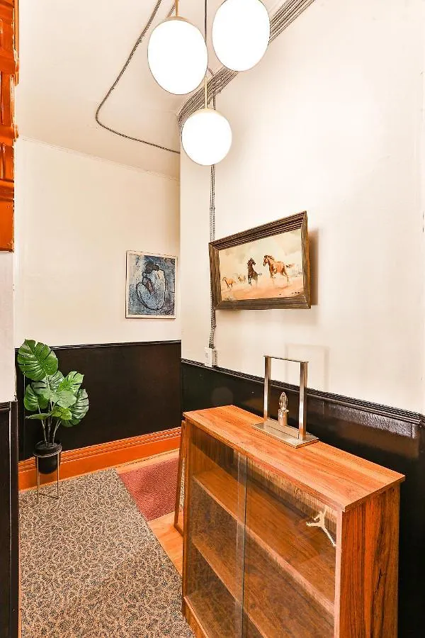 Zenboutique - Victorian Mansion Aparthotel Toronto Canadá